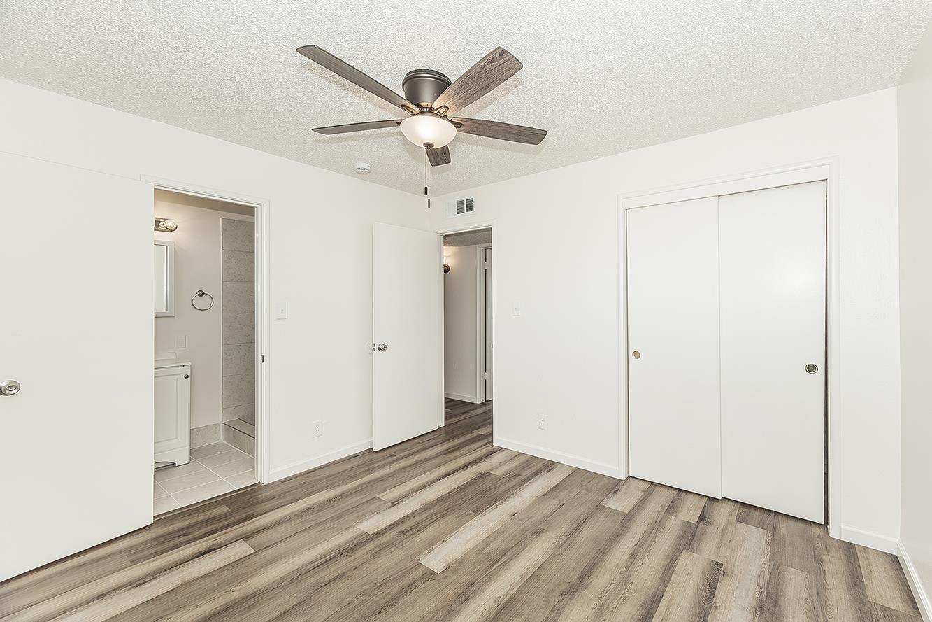 916 W Holland Ave, Clovis, CA 93612