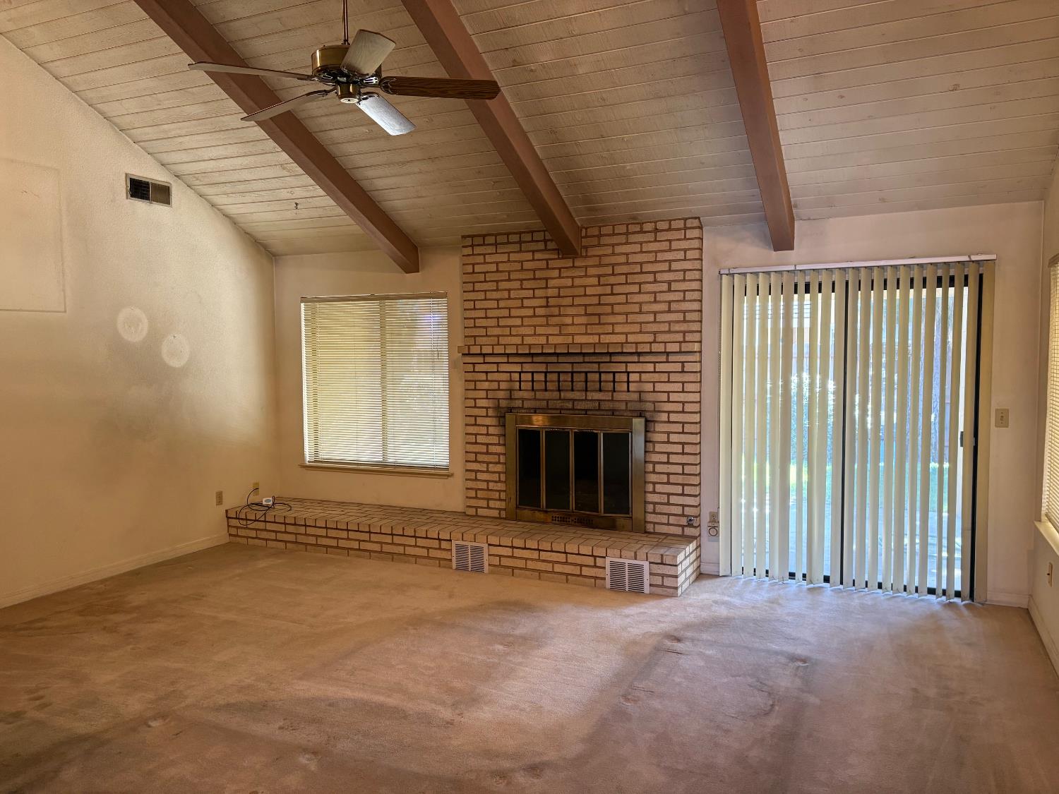 570 Timmy Ave, Clovis, CA 93612