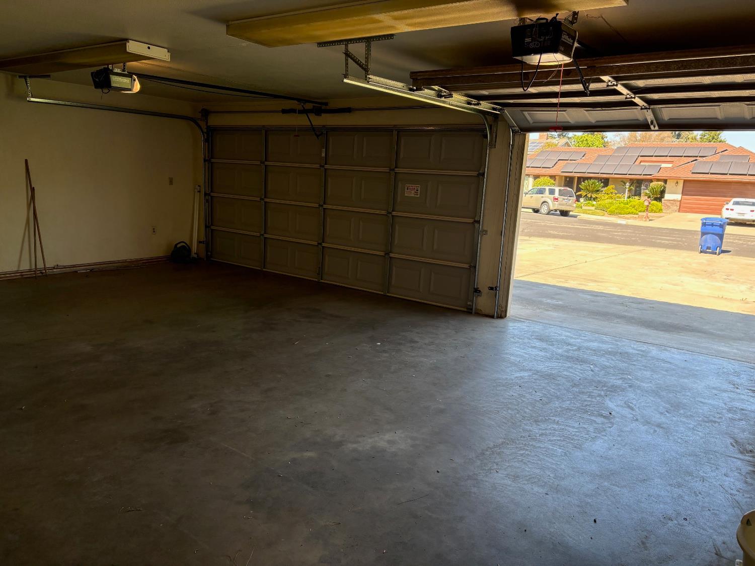 570 Timmy Ave, Clovis, CA 93612