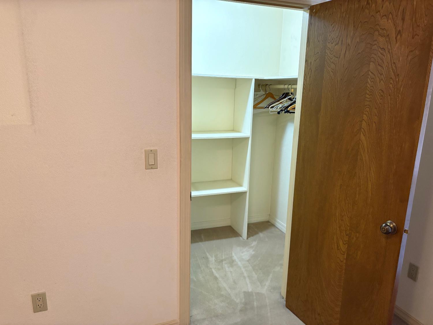 570 Timmy Ave, Clovis, CA 93612