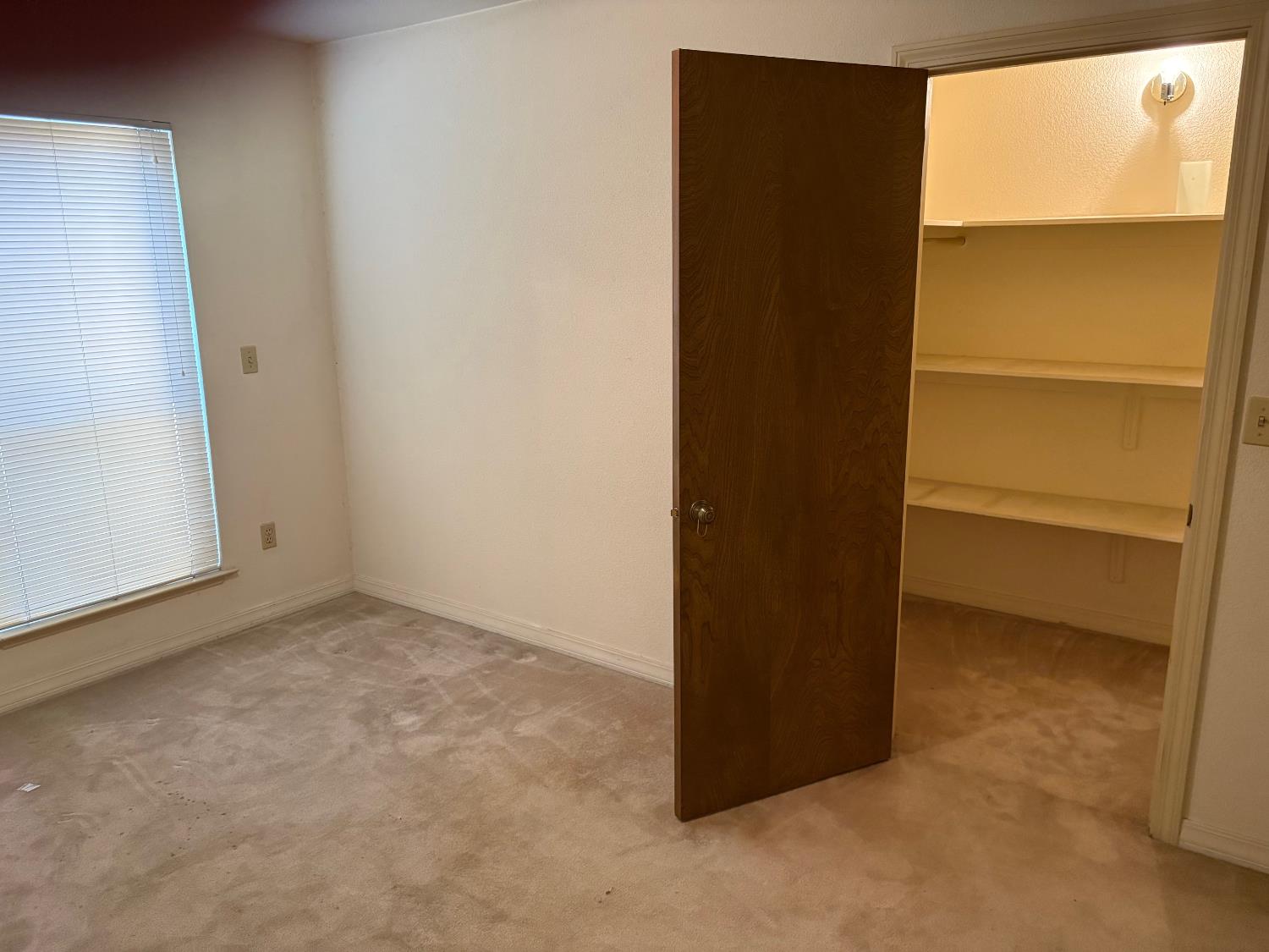 570 Timmy Ave, Clovis, CA 93612