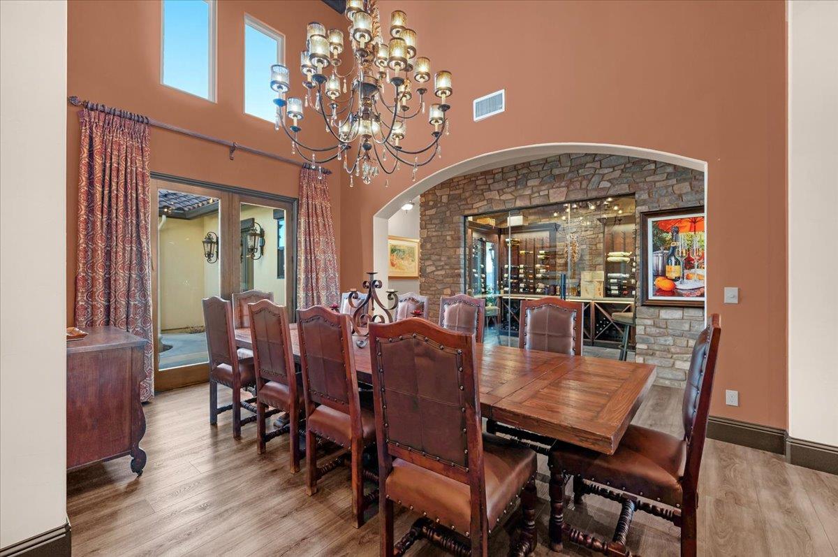 12392 N Via Tuscania Ave, Clovis, CA 93619