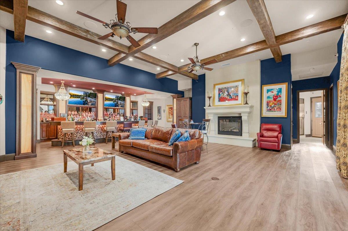 12392 N Via Tuscania Ave, Clovis, CA 93619