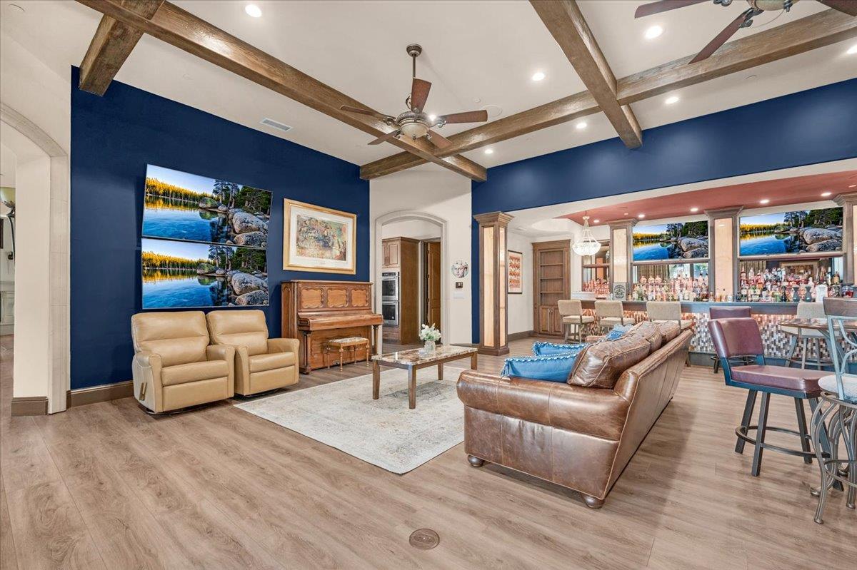 12392 N Via Tuscania Ave, Clovis, CA 93619