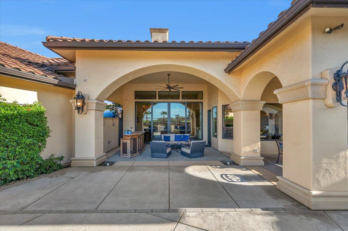 12392 N Via Tuscania Ave, Clovis, CA 93619