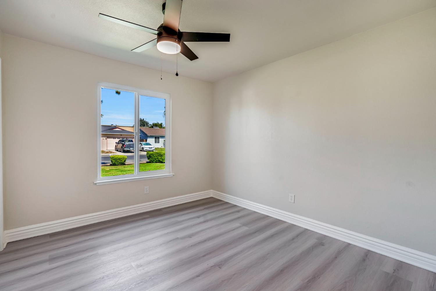 384 W Indianapolis, Clovis, CA 93612