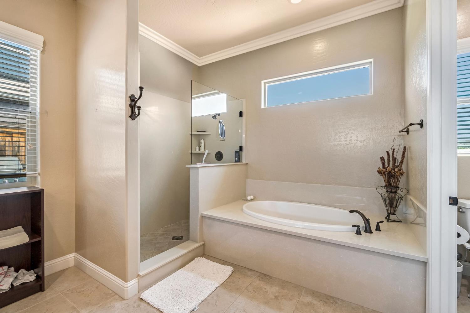 10819 E Fountain View, Clovis, CA 93619