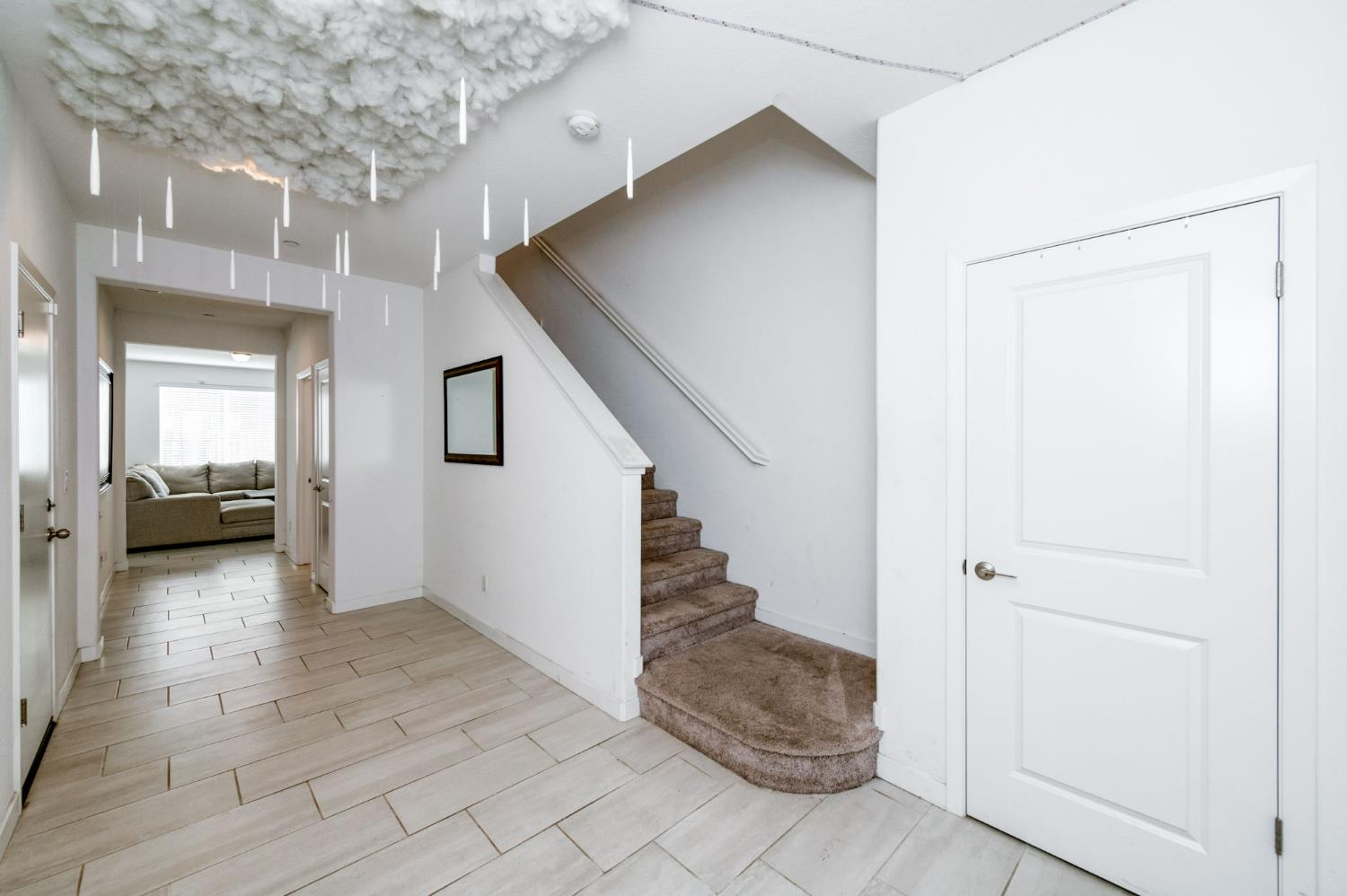 6137 W Richert Ave, Fresno, CA 93723