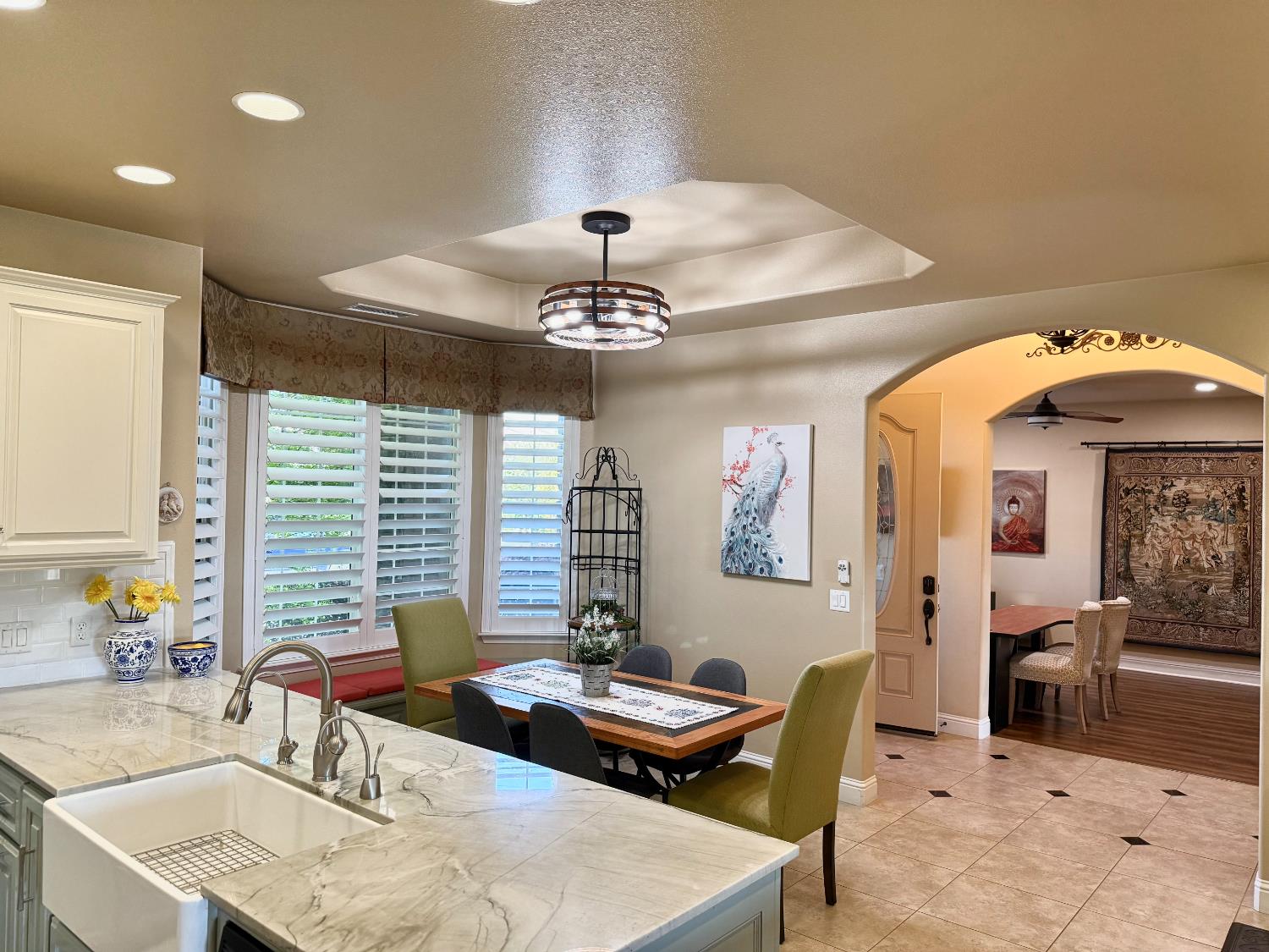 2670 Muncie Ave, Clovis, CA 93619