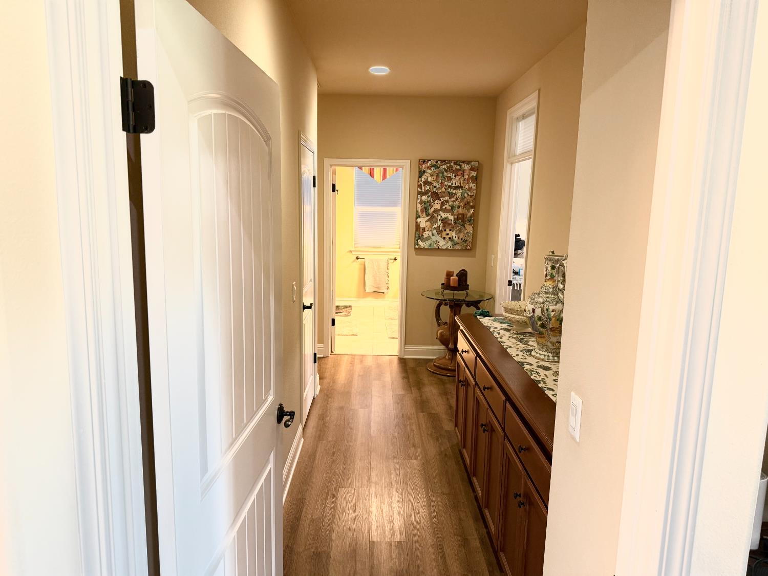 2670 Muncie Ave, Clovis, CA 93619