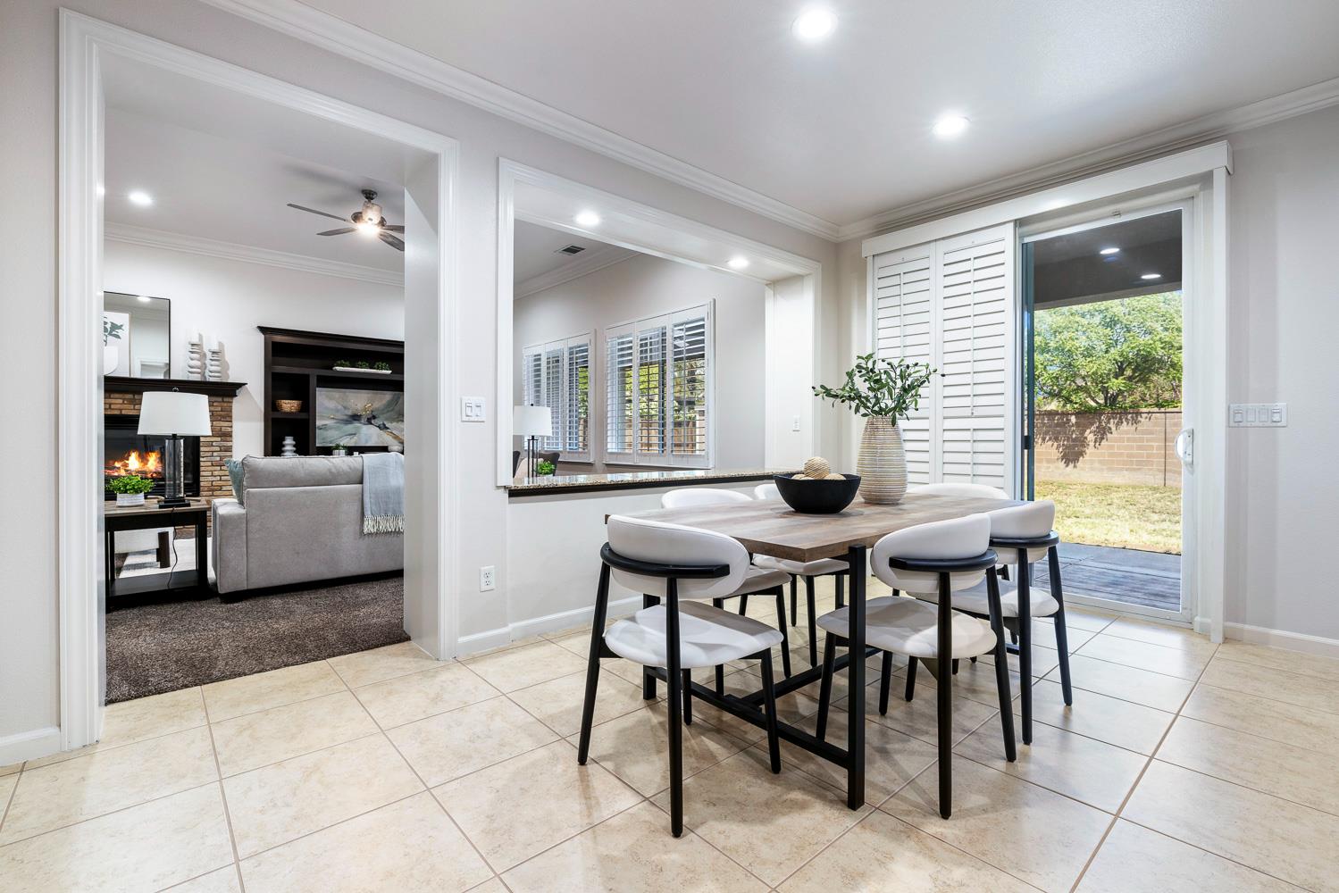 1945 N Emil Ave, Clovis, CA 93619