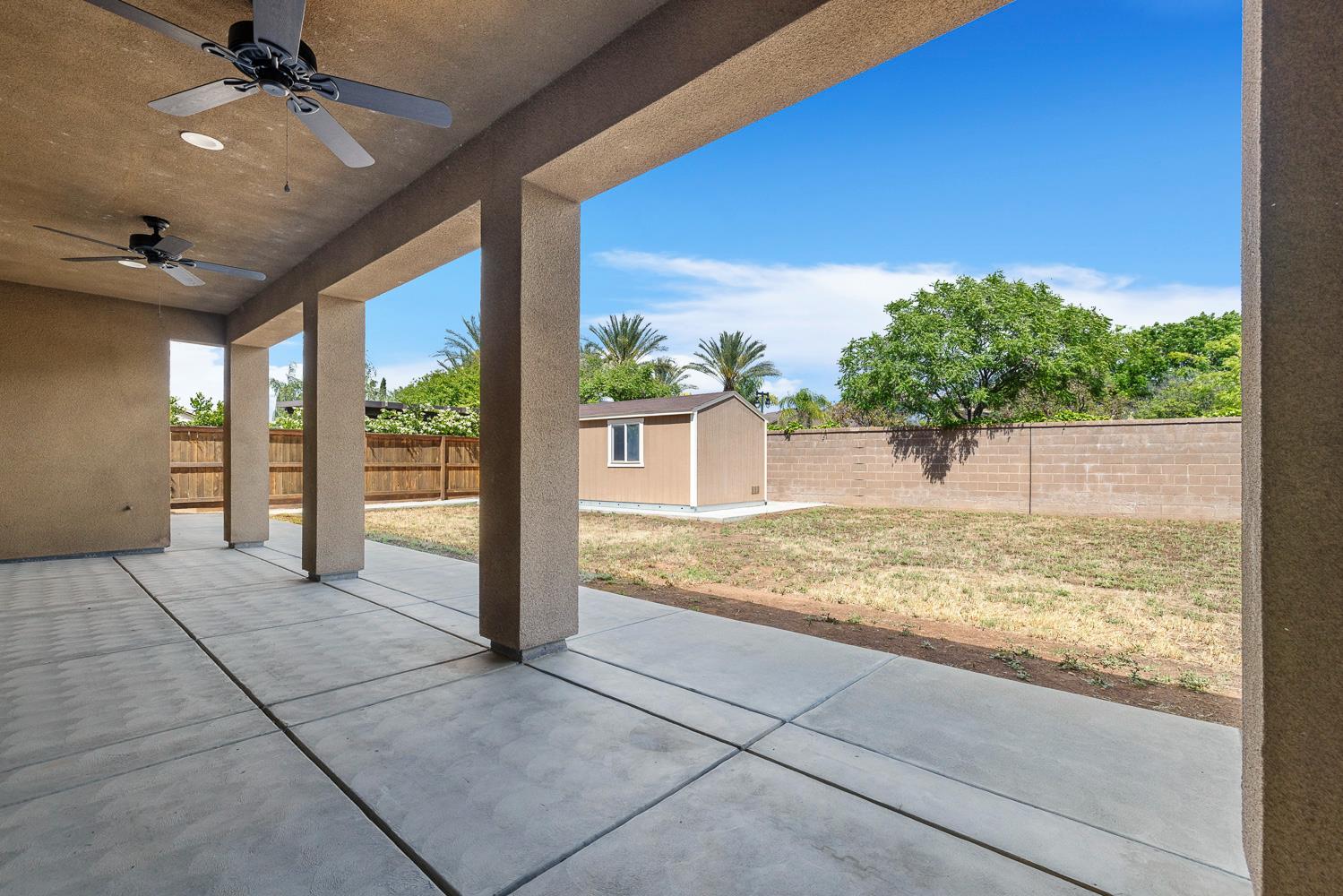 1945 N Emil Ave, Clovis, CA 93619