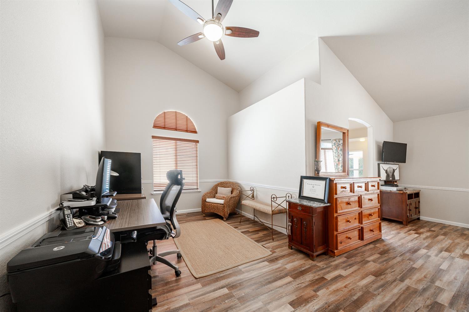 1774 N Homsy Ave, Clovis, CA 93619