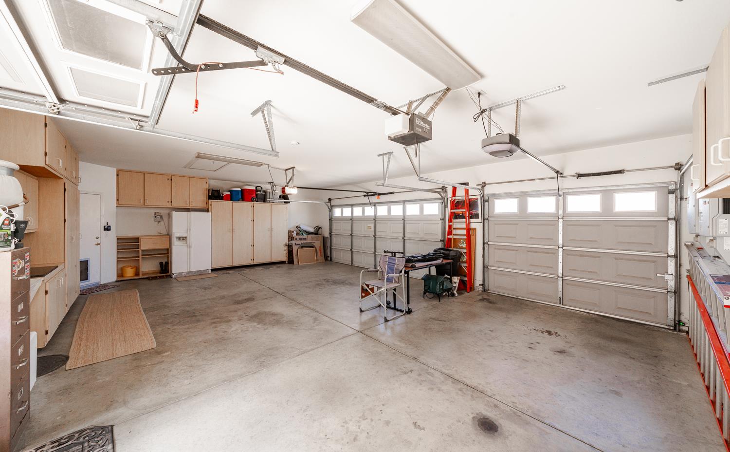 1774 N Homsy Ave, Clovis, CA 93619