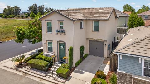 1502 N Reunion Way, Clovis, CA 93619