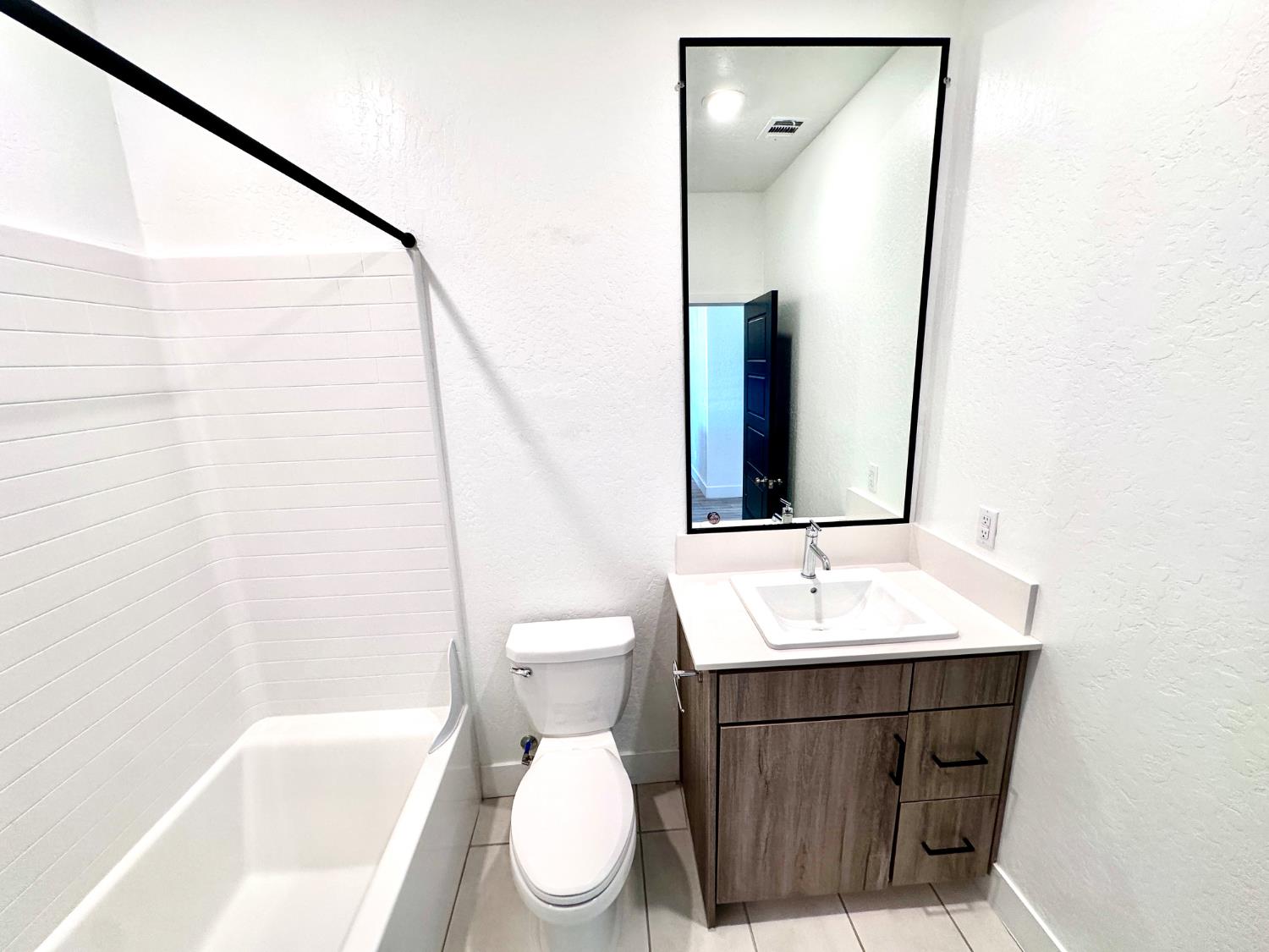 478 Mahogany Ln, Clovis, CA 93611