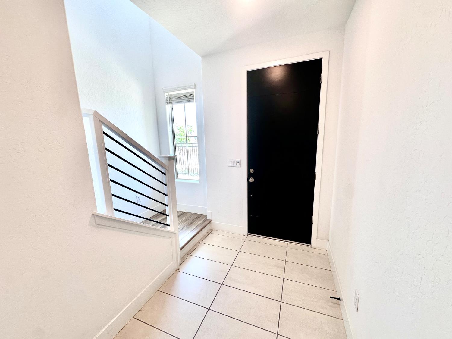 478 Mahogany Ln, Clovis, CA 93611