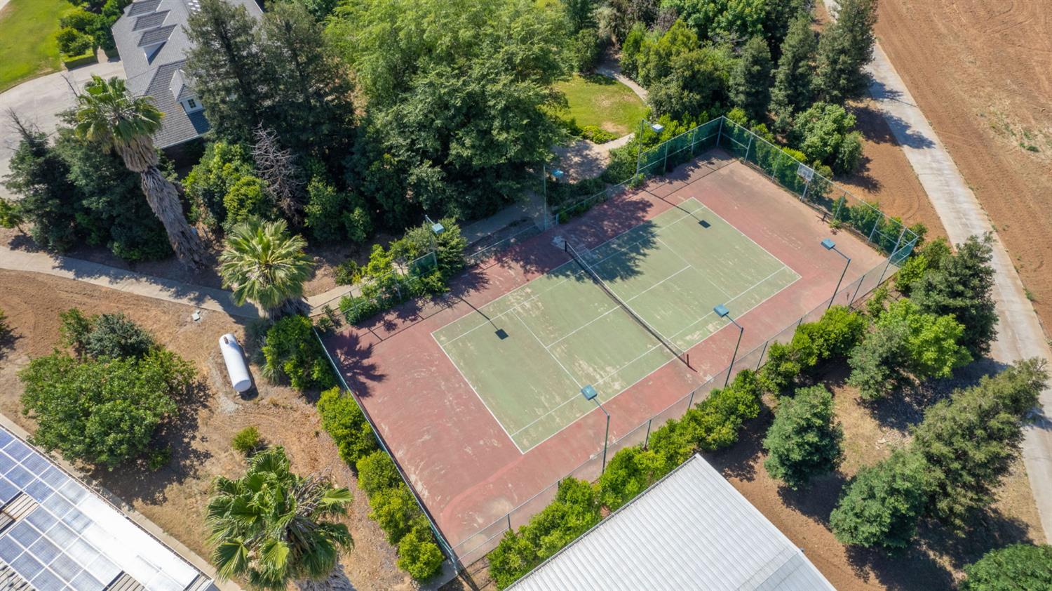 4715 E Copper Ave, Clovis, CA 93619