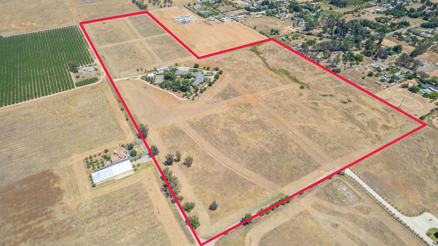 4715 E Copper Ave, Clovis, CA 93619