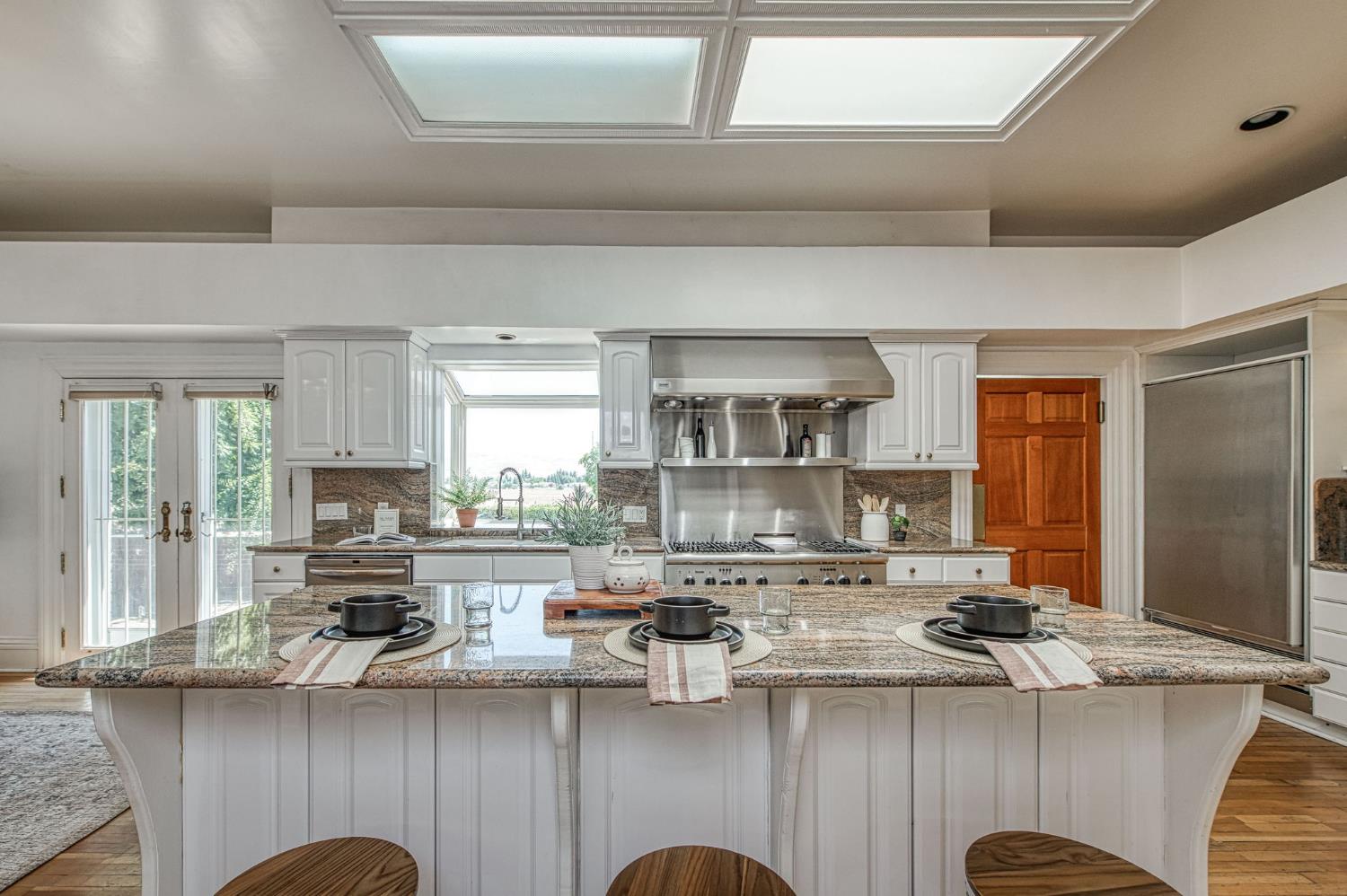 4715 E Copper Ave, Clovis, CA 93619
