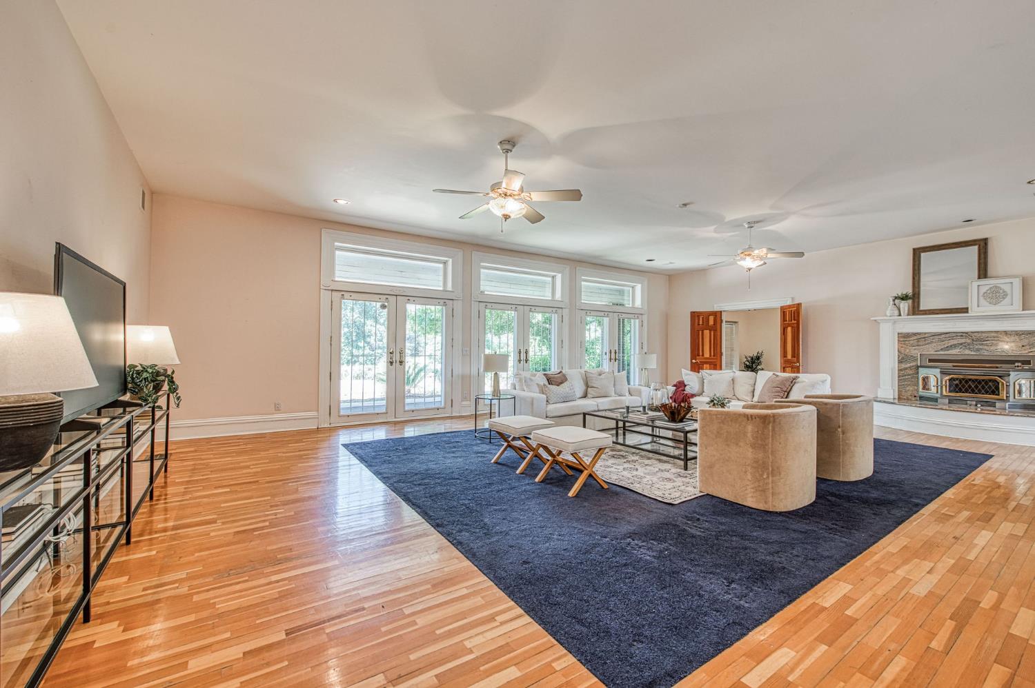 4715 E Copper Ave, Clovis, CA 93619
