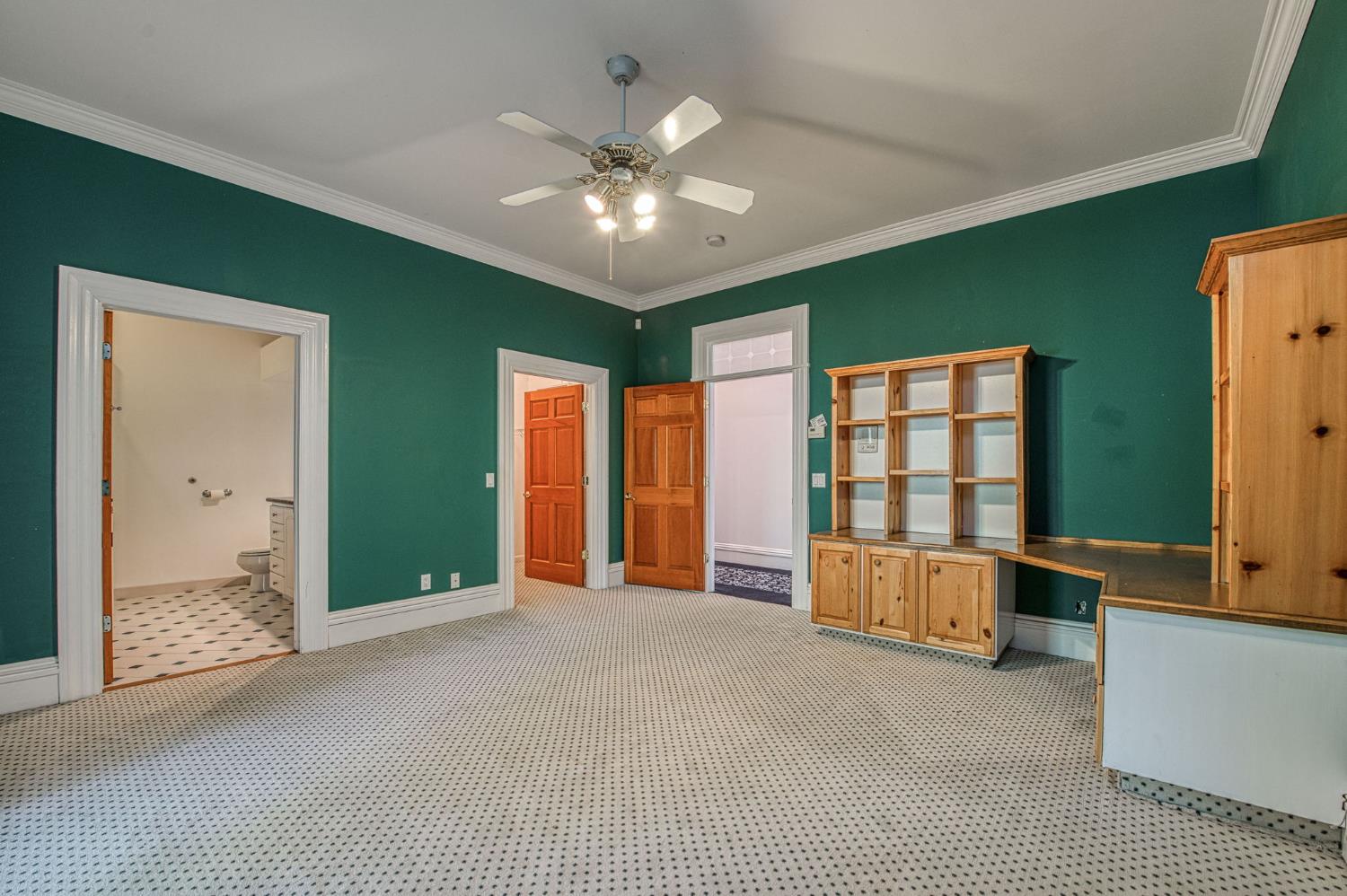 4715 E Copper Ave, Clovis, CA 93619