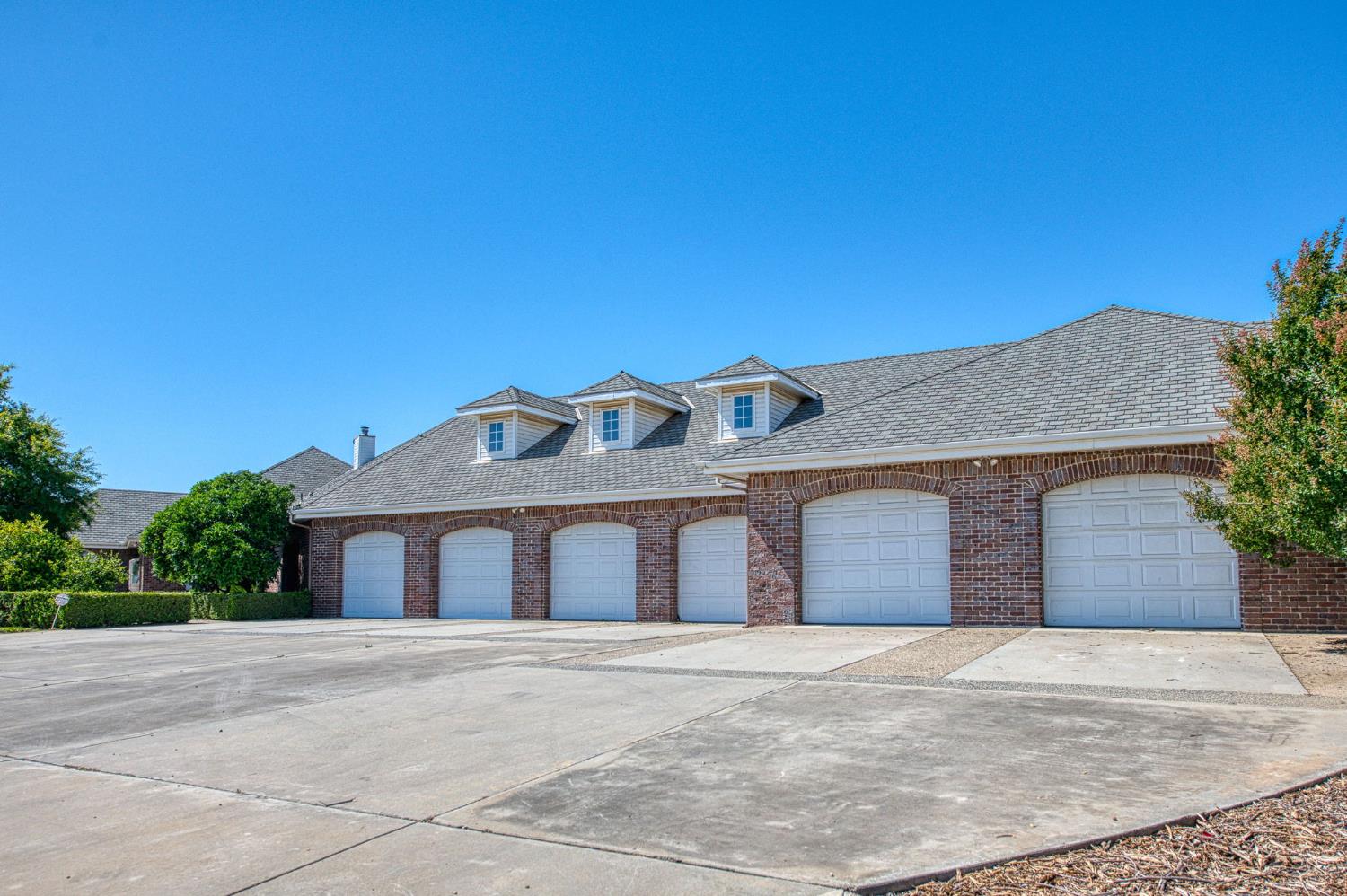 4715 E Copper Ave, Clovis, CA 93619