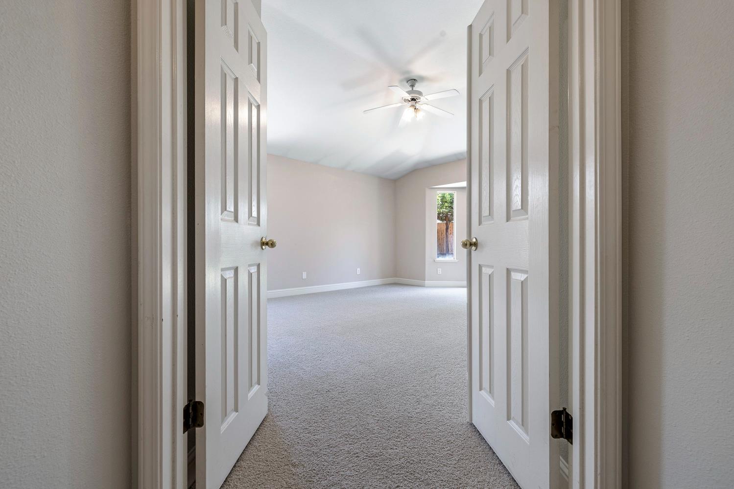 1471 N Terry Ave, Clovis, CA 93619