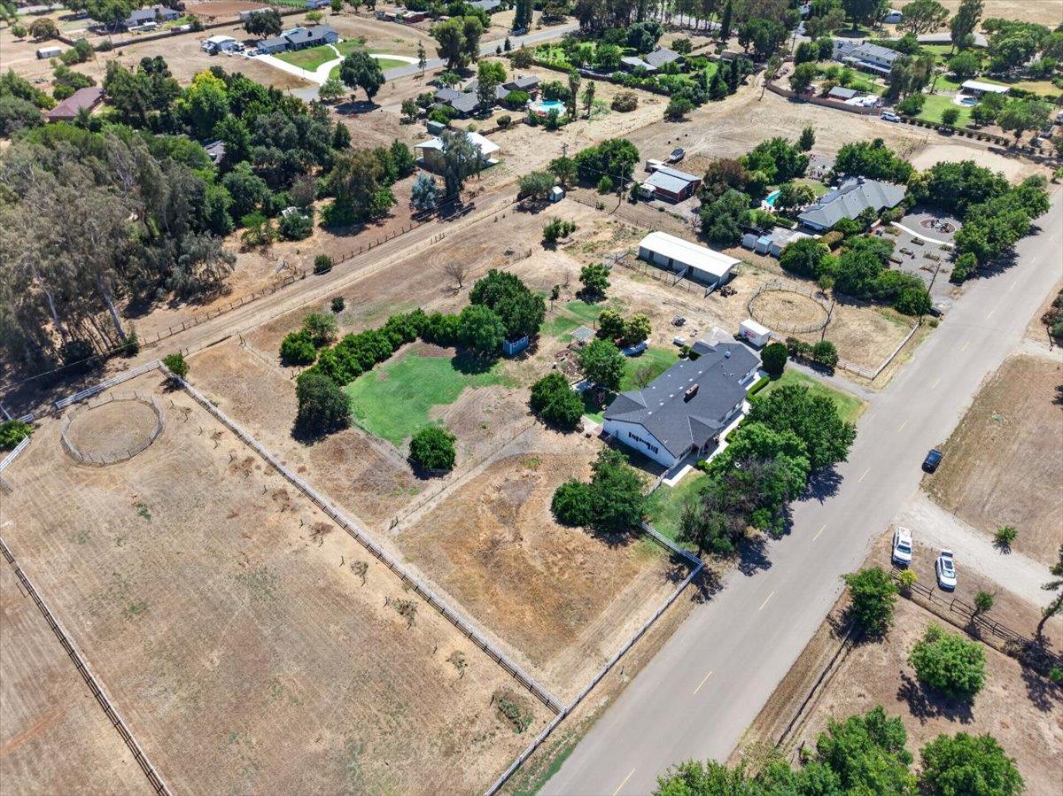 12583 Heather Lane, Clovis, CA 93619