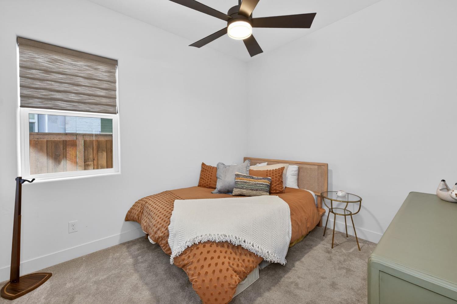 1715 N Renn Ave, Clovis, CA 93619
