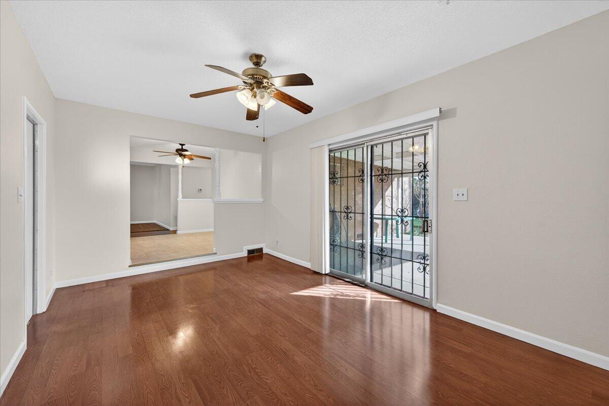 1335 Cindy Ave, Clovis, CA 93612