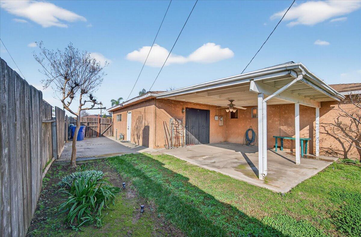 1335 Cindy Ave, Clovis, CA 93612